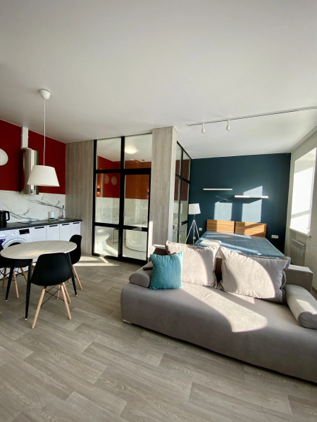 Квартира Стильная студия в центре с круглой ванной