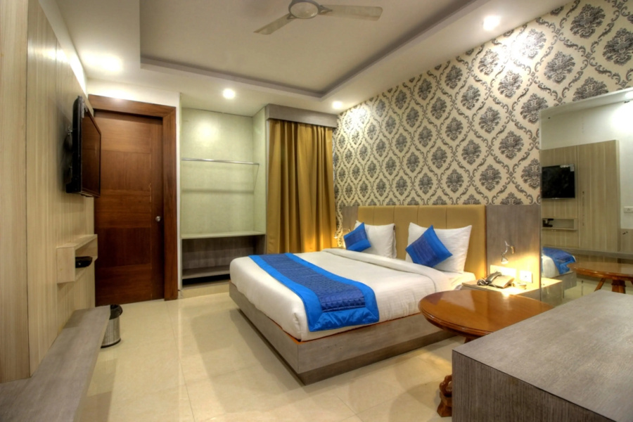 Отель Almati Inn at Delhi Airport