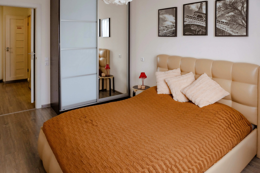 Апартаменты двухкомнатные на Варейкиса 42