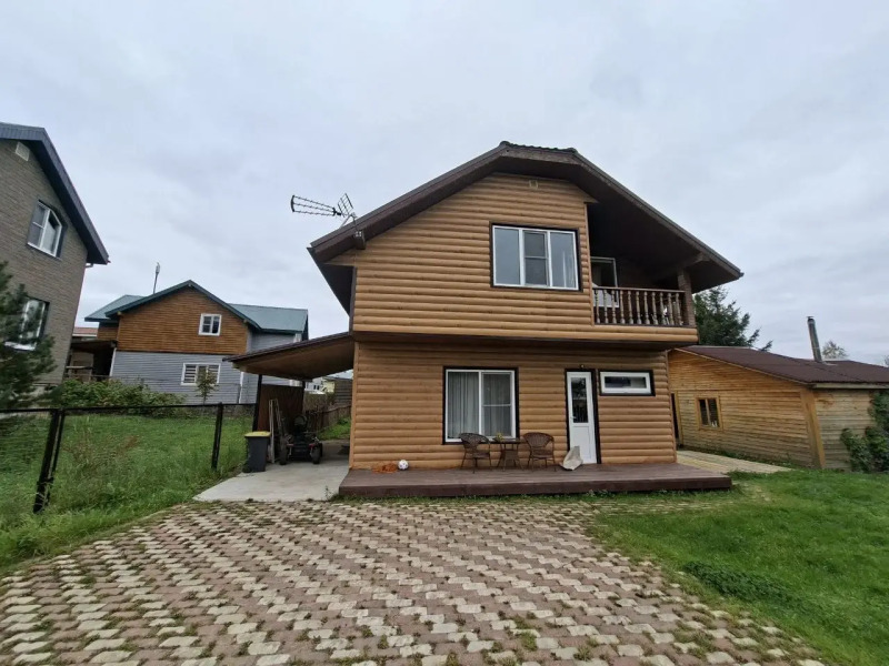 Частный дом в деревне