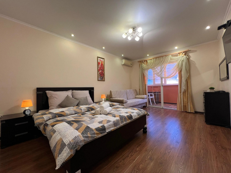 Квартира 1-к квартира возле Площади Победы