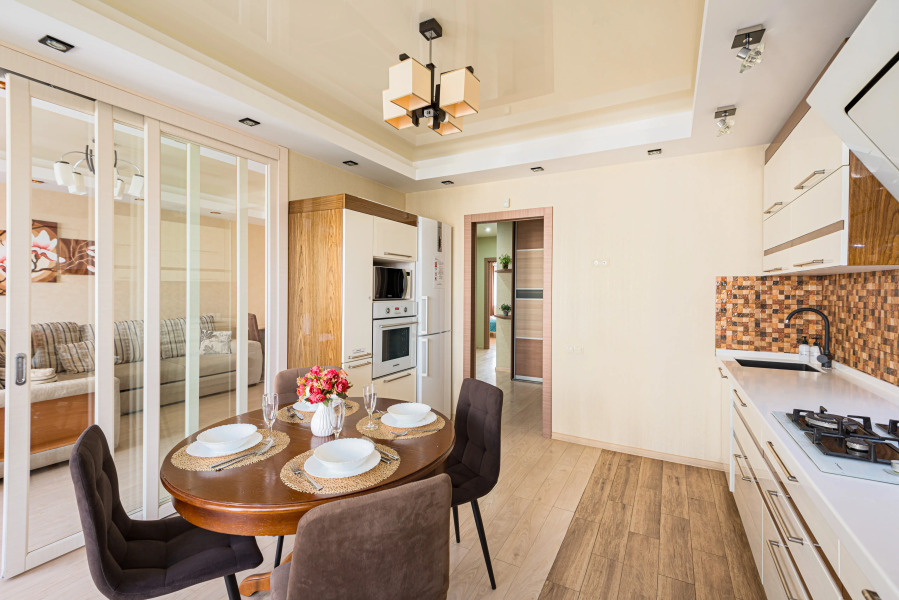 Квартира 2-к в самом центре в новом доме на Ленина 7Б от RentAp, 5 сп.мест