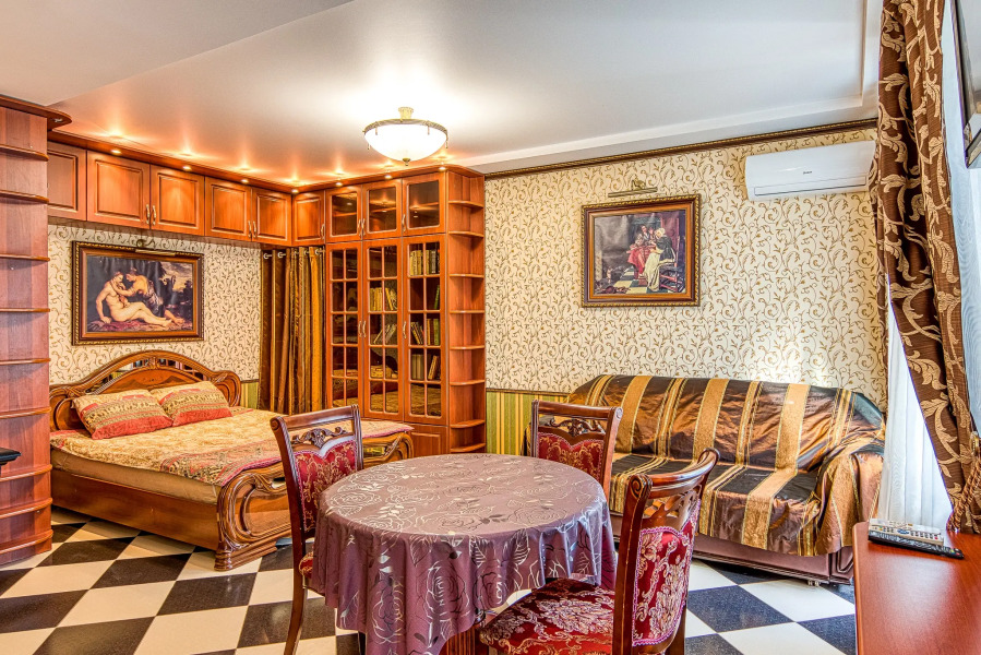 Апартаменты Квартира на Островского