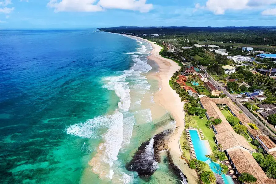 Курортный отель The Fortress Resort&Spa