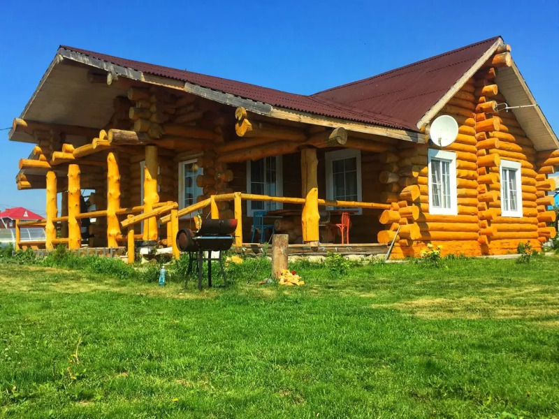 Частный Дом на Озере Старица