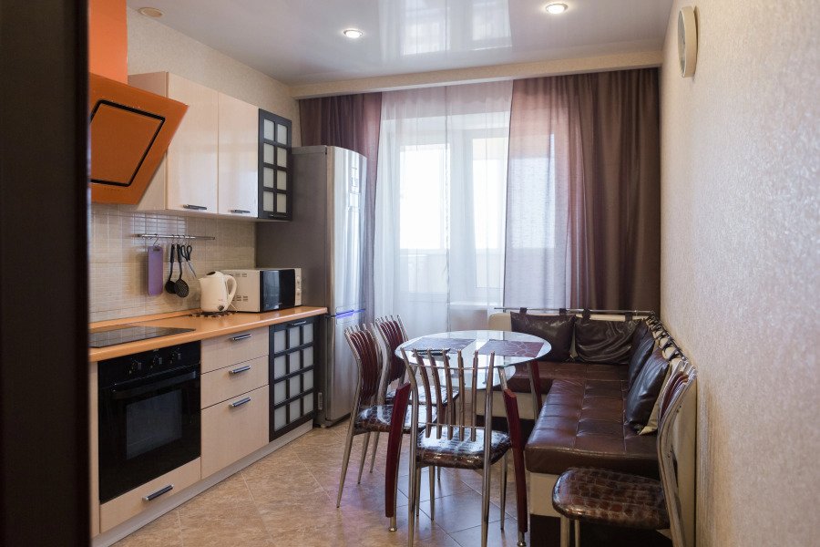 Bulvar 60-Letiya Pobedyi 10 Apartments