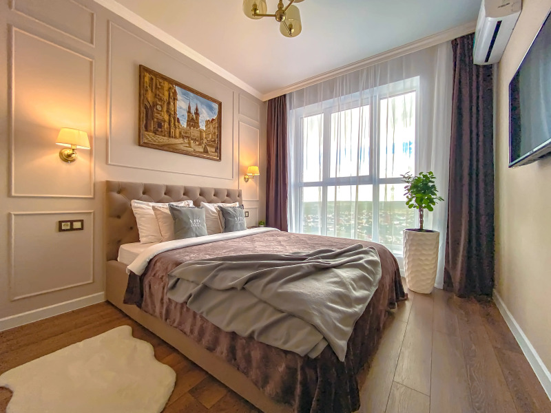 Апартаменты ЖК Романов с балконом и красивым видом