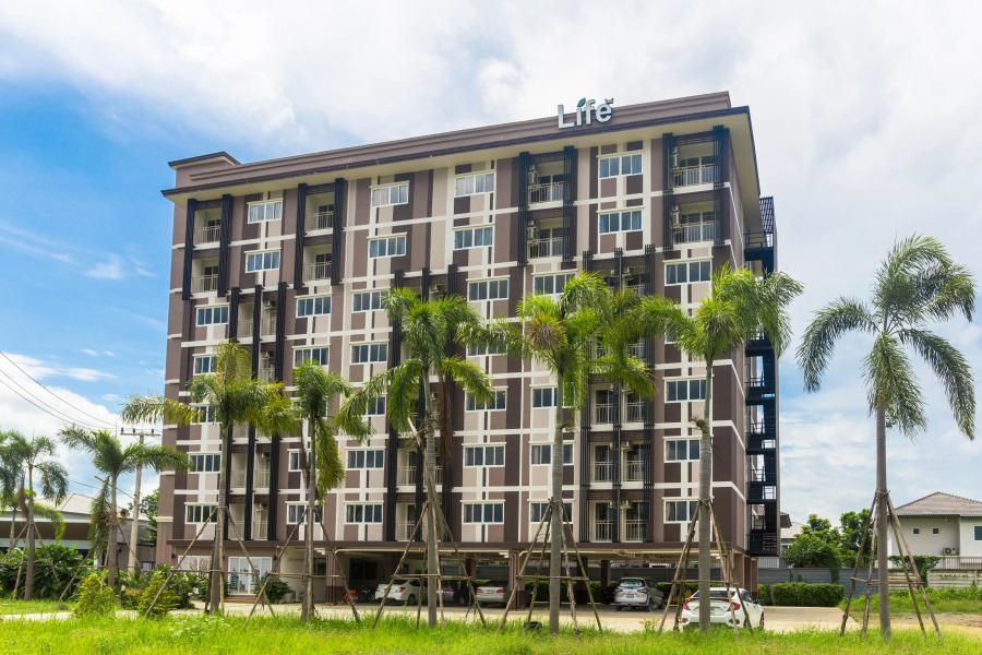 Отель Life Grand Chiang Mai