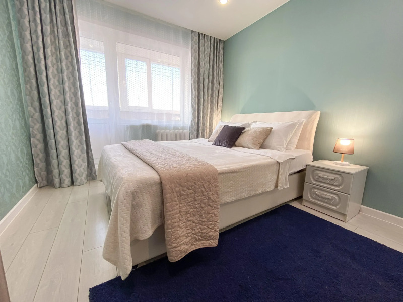 Апартаменты в Центре Засвияжского Района 236