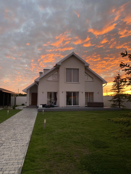 Частный дом White house