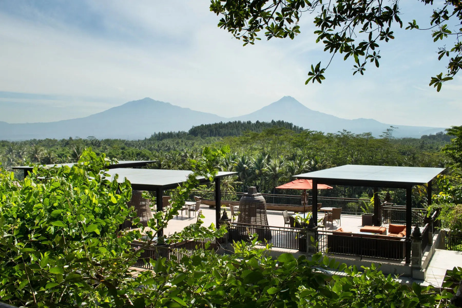 Отель Plataran Borobudur Resort and Spa
