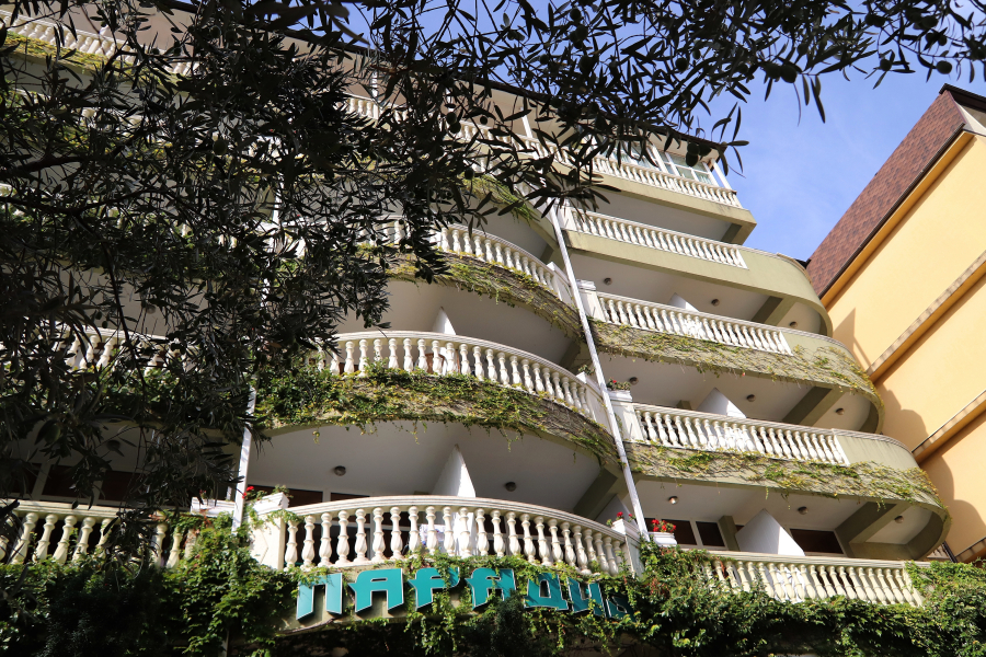 Отель Парадиз