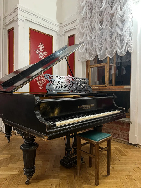 Квартира Писателя в Доме Нирнзее