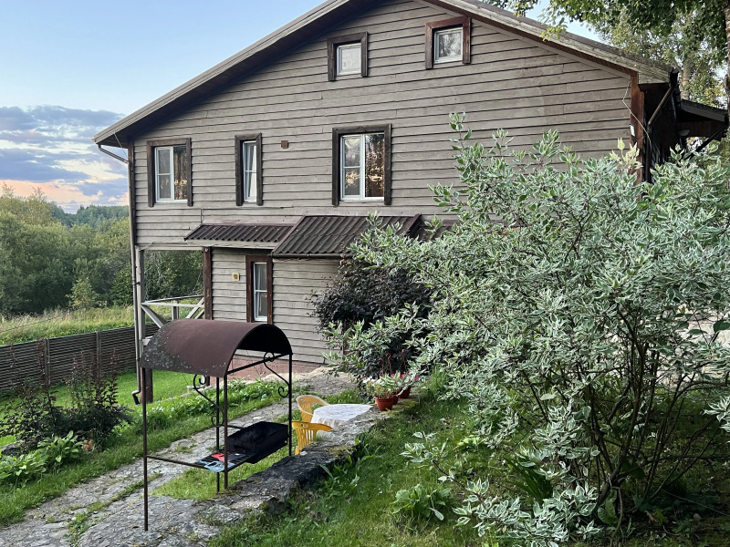 Частный дом в деревне Донцо