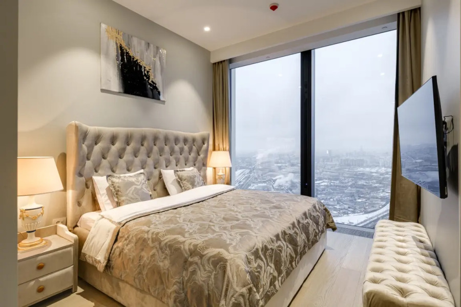 Топовая трешка с видом на город и изолированными спальнями