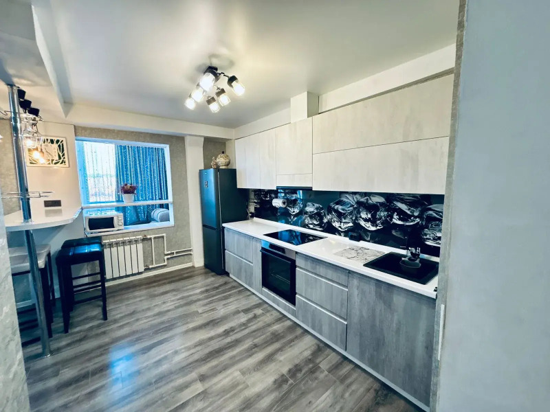 на улице Павлова 28