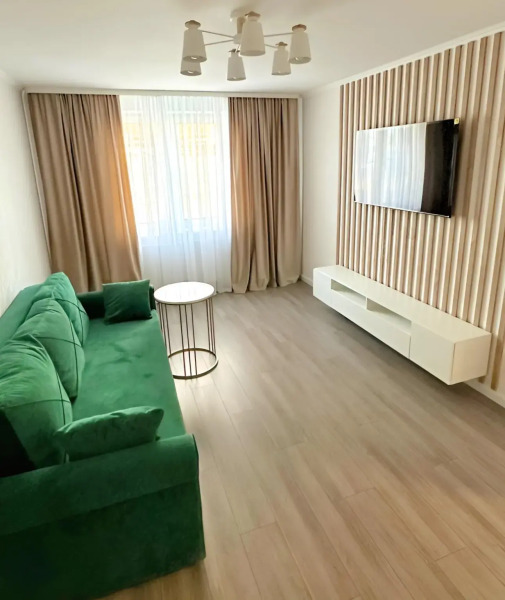 Квартира современная 2-комнатная