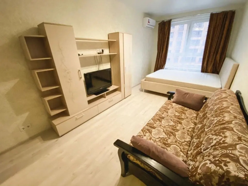 Квартира Галерея РRО на Площади Свободы 4