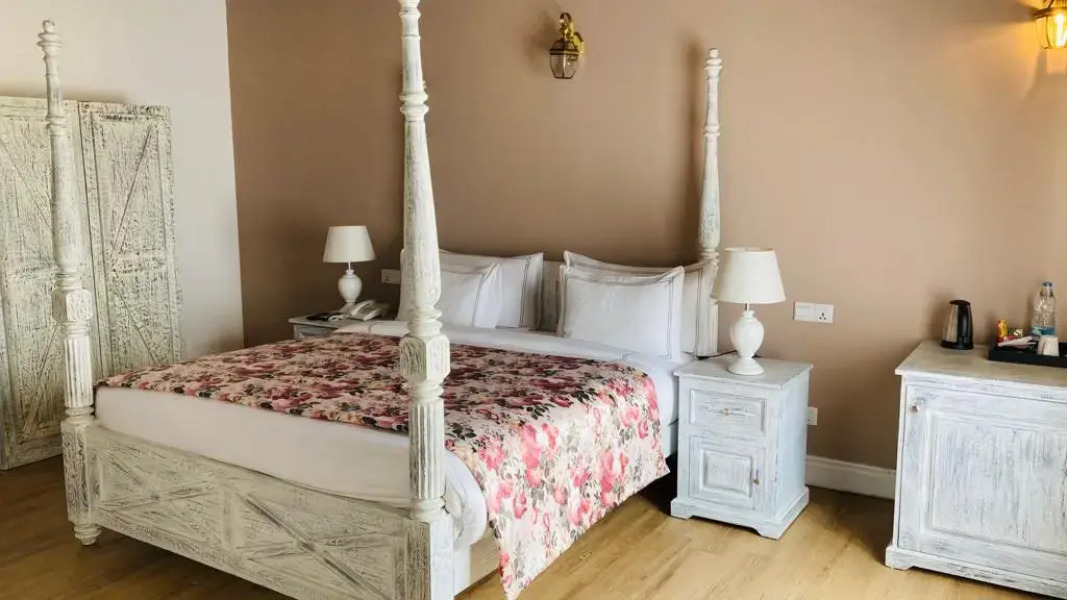 Отель Pedro Barn by Little England Cottage