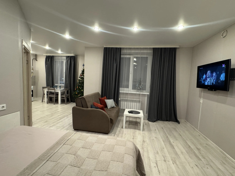 Квартира 1 комнатная квартира-студия с балконом для 4 гостей