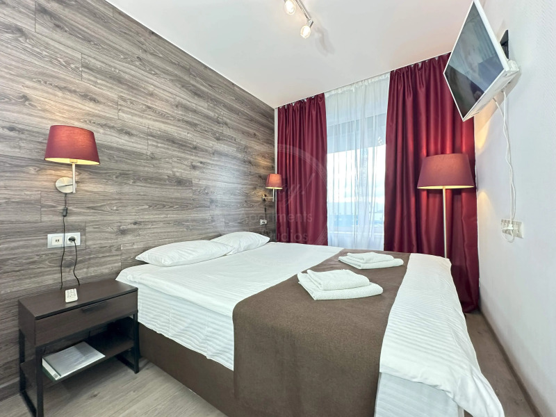 Квартира Enjoy Apartments & Studios — Акварели №2