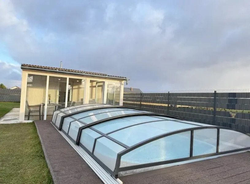 Частный дом c собственным бассейном и зоной барбекю Apart-Deluxe Легенды моря