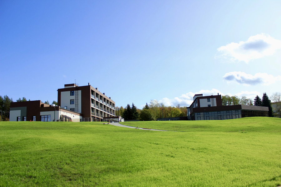 Отель Парк Отель Дубки