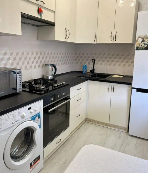 Апартаменты на Искры