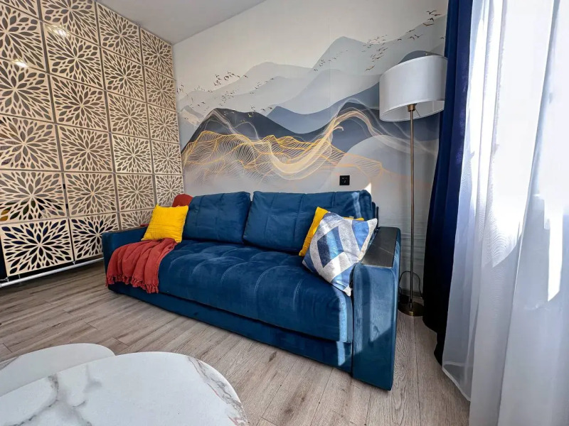 Квартира с двуспальной кроватью и круглосуточным заселением сеть Как дома