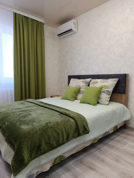 Квартира Чистая уютная в р-не Солнечный