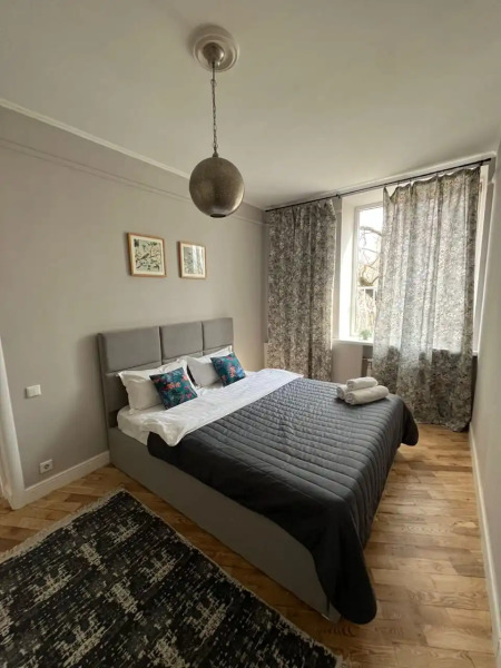 Квартира M.O.O.N APARTMENTS  Толе би Тулебаева кв 8 Центр