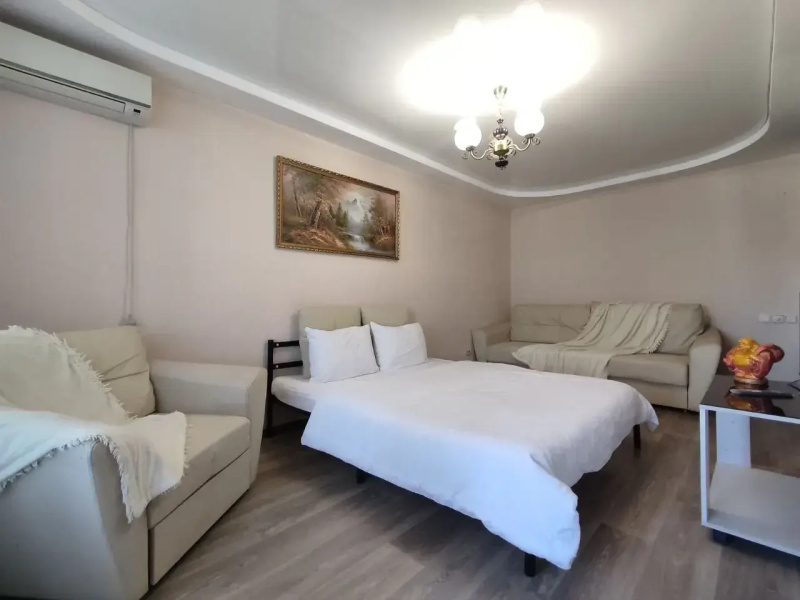 Квартира SATIN Apartments на Площади Октября
