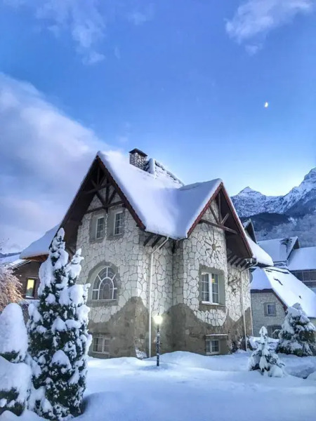 Апартаменты Комплекс Вилл Snow Village