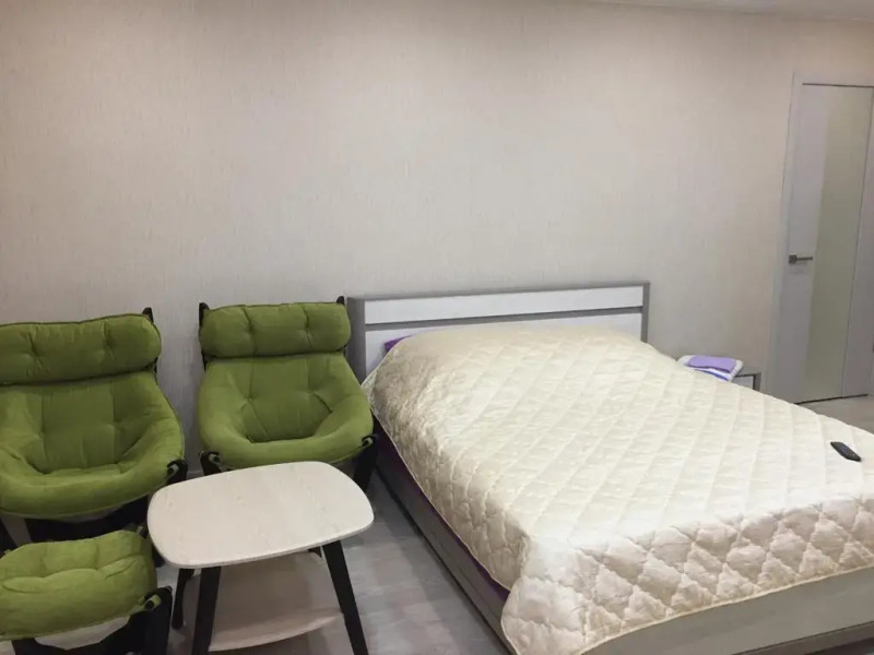 Апартаменты на Металлургов 13