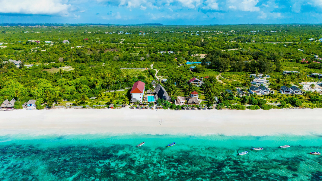 Отель AHG Sun Bay Mlilile Beach