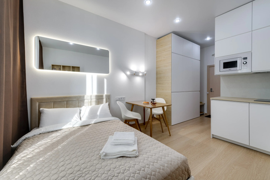 Студия в небоскребе, центр Москвы