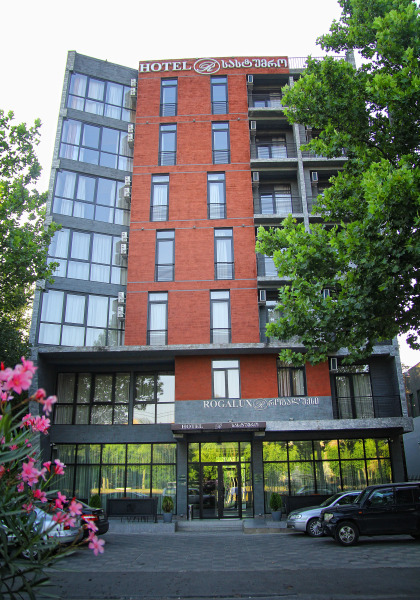 Отель Rogalux