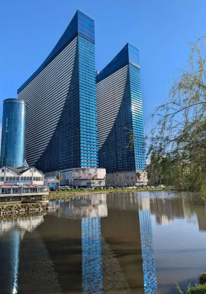 Апарт-отель Orbi City