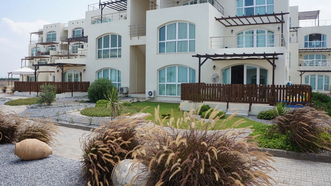 Апартаменты Aphrodite Beachfront Village