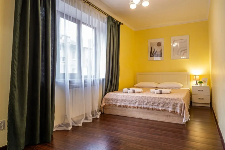 Апартаменты с Балконом и Видом на Город в Тырнаузе от Квартирукинг