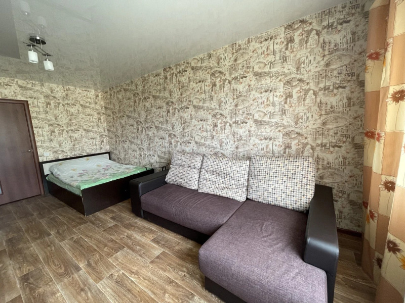 Апартаменты на бульваре 60-летия Октября 21к3