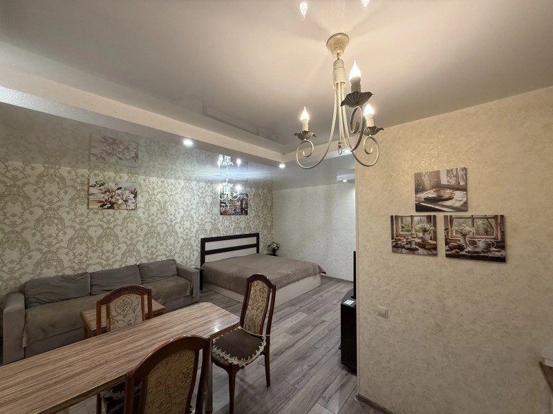 Апартаменты Уютная студия с видом на Белый дом