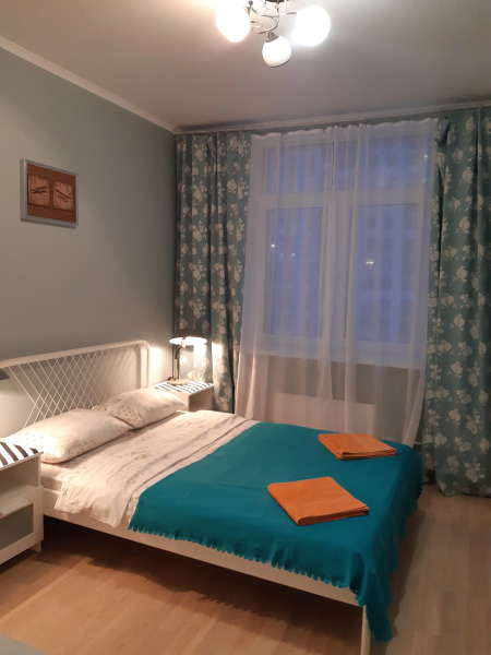 Квартира Оранж Парк