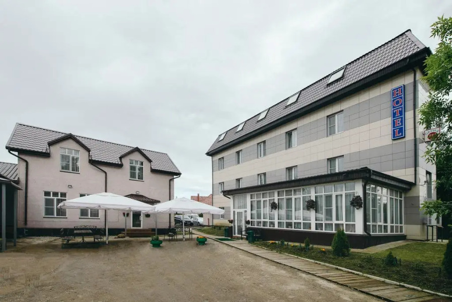 Отель Iceberg House