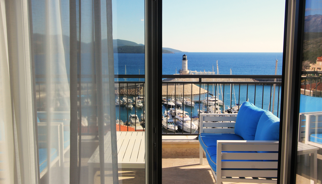 Квартира Lustica bay Magnolia apartment