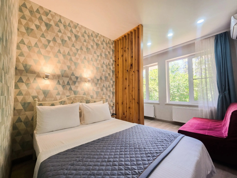 Квартира Студия на тихой улице с видом на лес