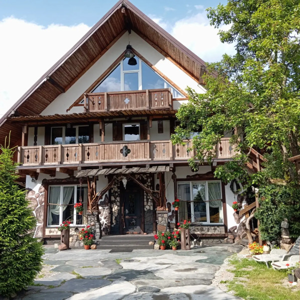 Частный дом деревенский