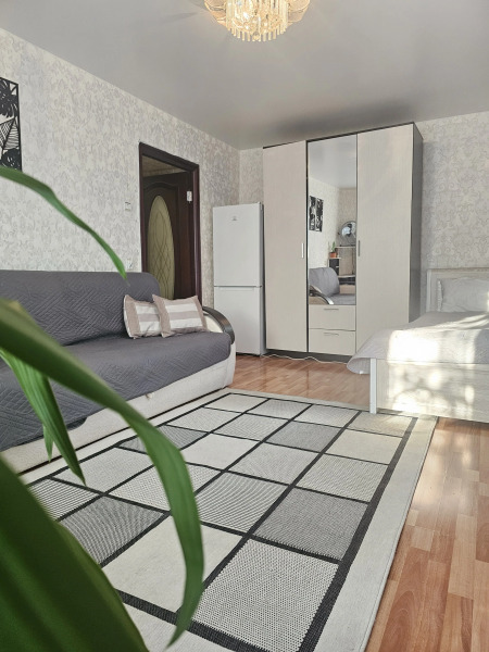 Квартира Просторная двухкомнатная возле пляжа