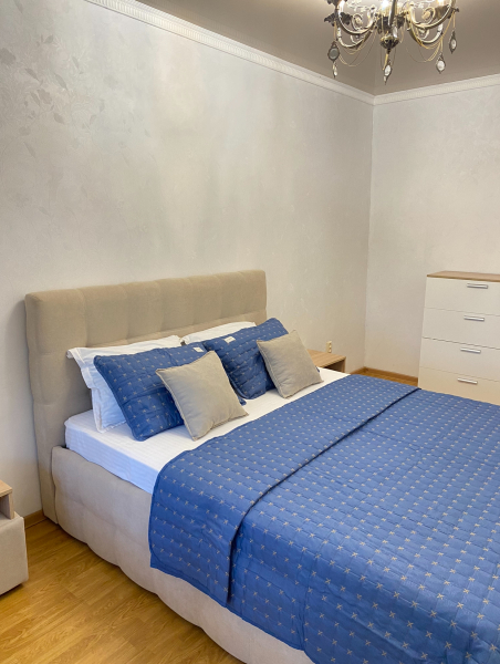 Двухкомнатная Квартира с отдельными спальнями в центре города