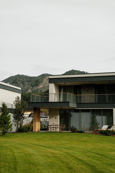 Отель Грушевый цвет